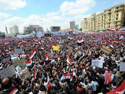 إسلاميون ومرشحون للرئاسة يُحيون جمعة الغضب بمصر